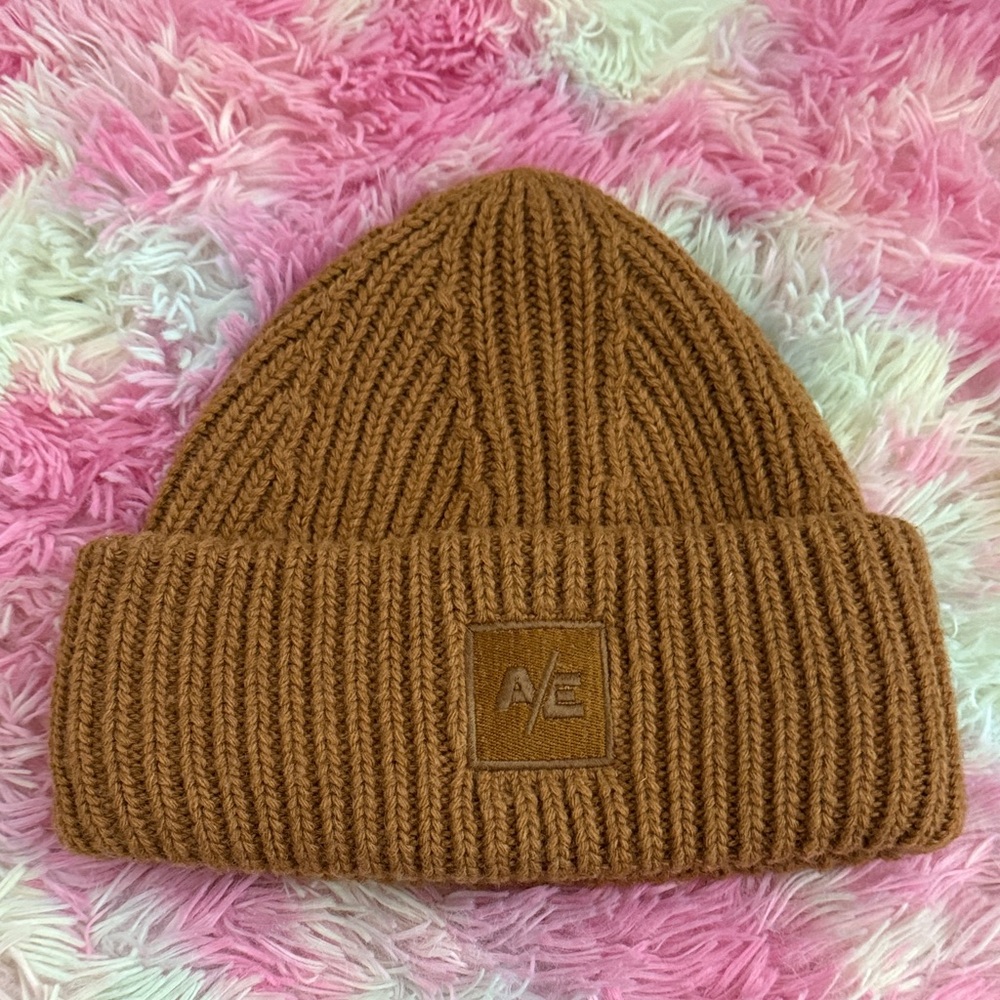 American Eagle Outfitters Brown Knit Beanie unisex!